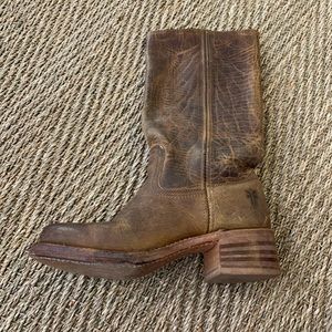 Leather cow boy Frye boots